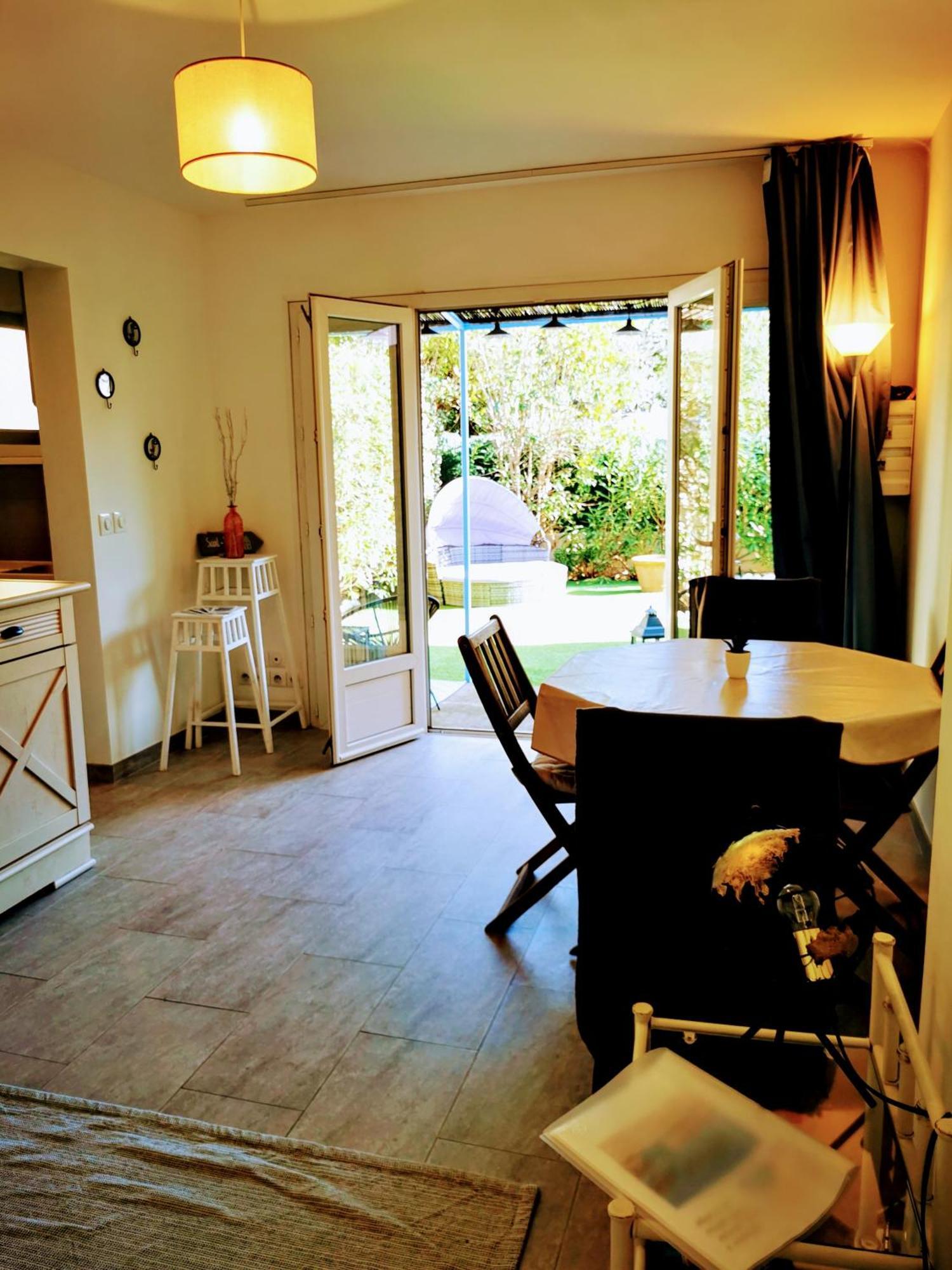 Studio Jardin Privatif 300M De La Plage 圣马克西姆 外观 照片